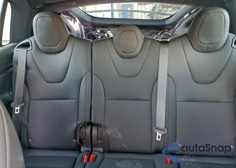 2024 Tesla Model X z USA, uszkodzony, nr VIN 7SAXCDE56RF445152